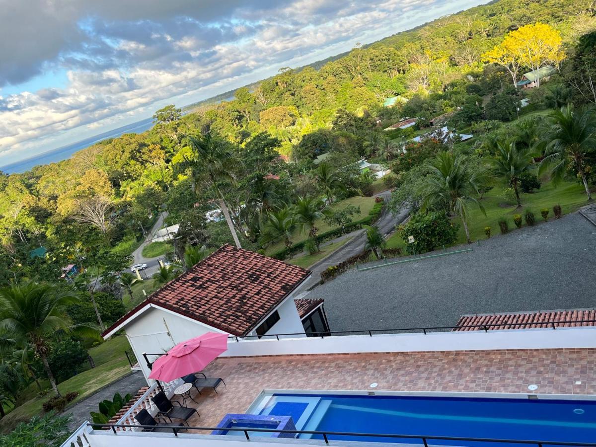 Hotel Los Cielos Del Caribe Cahuita Exterior foto