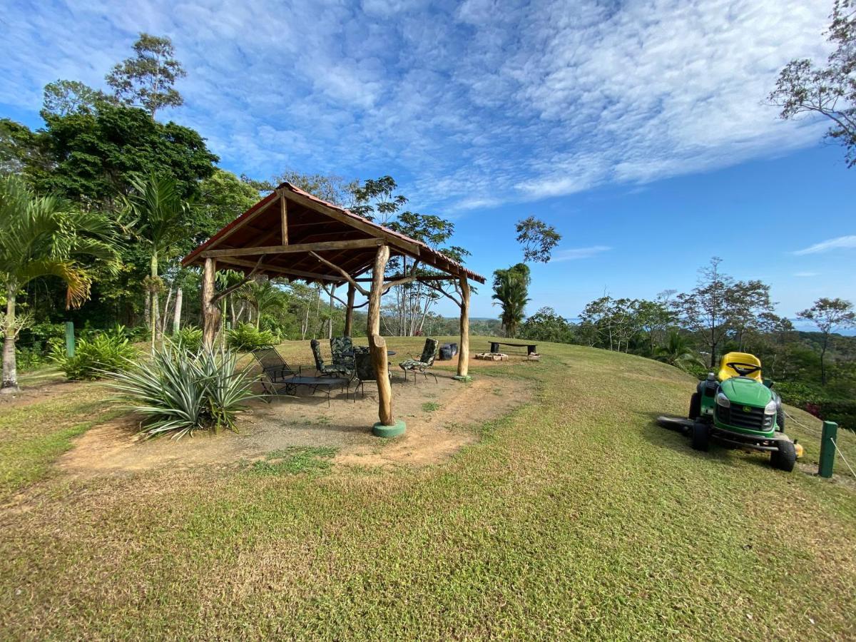 Hotel Los Cielos Del Caribe Cahuita Exterior foto