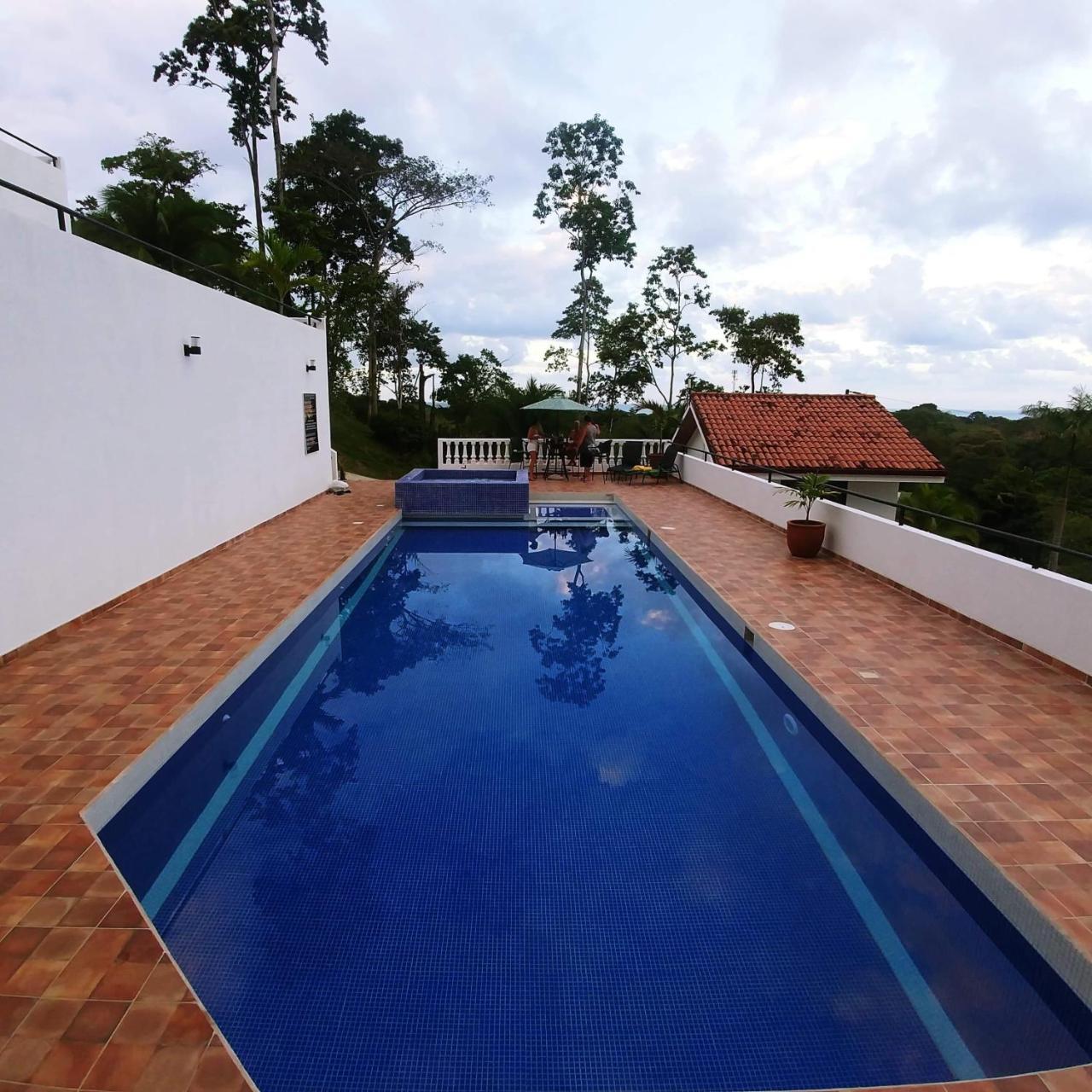 Hotel Los Cielos Del Caribe Cahuita Exterior foto