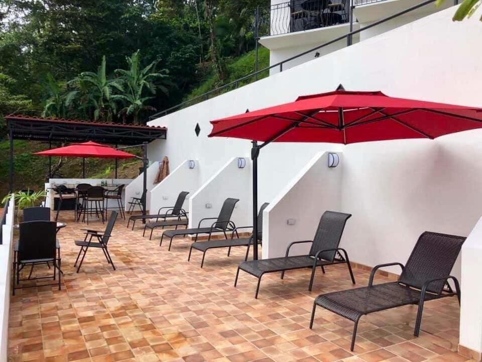 Hotel Los Cielos Del Caribe Cahuita Exterior foto